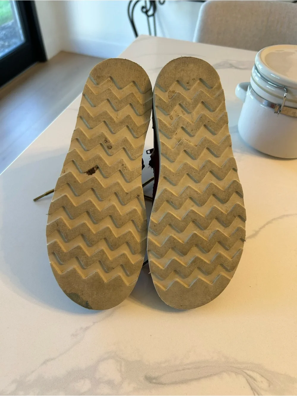 Young Soles “Sidney”Leather Lace-Up Boots. Made in Portugal Sz 33 Kids